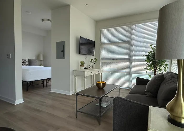 Studio Suite - Walk To Convention Center And Crypto Arena